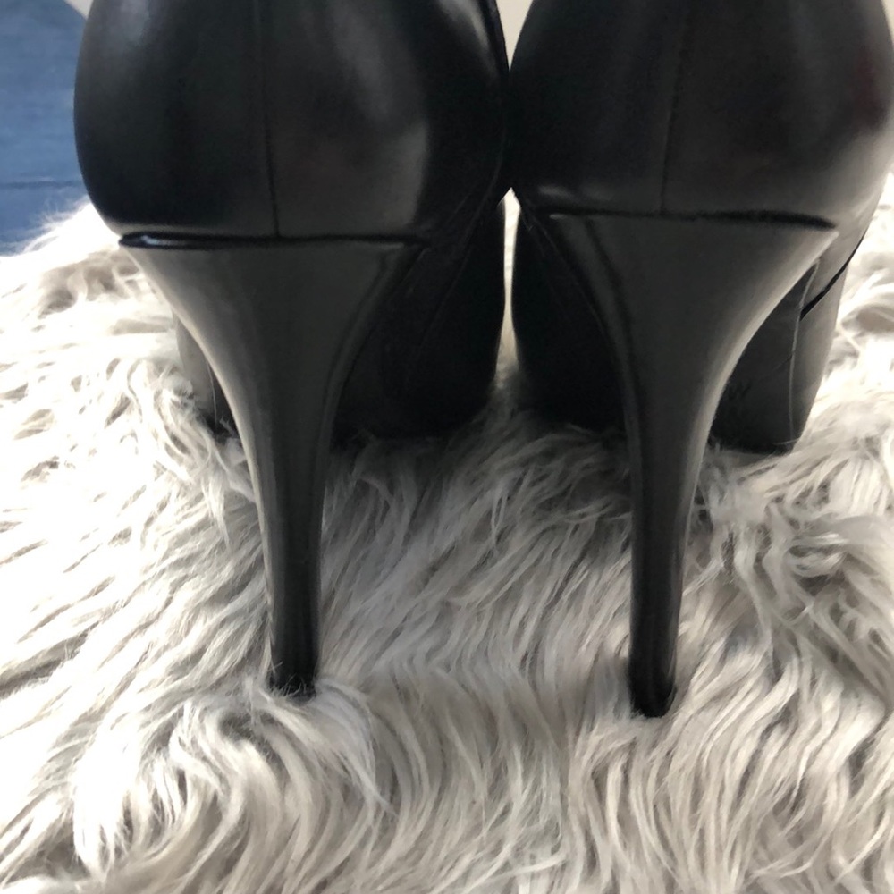 Over the knee thigh boots - Picture 2 of 4